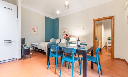 The Florentine Charm 2