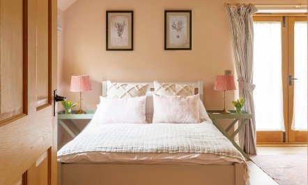 Painswick Bolthole 4