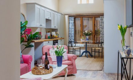 Painswick Bolthole 2