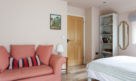 Painswick Bolthole 6