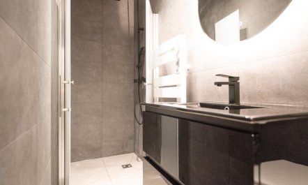 Sorbonne Sophisticate 9