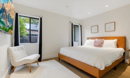 Silver Screen Chic 1