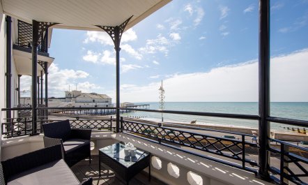 Seafront Scenes 1