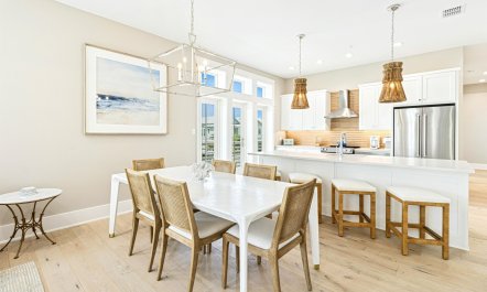 Seaside Chic Retreat 7