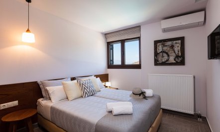 Terrace on the Hills 6