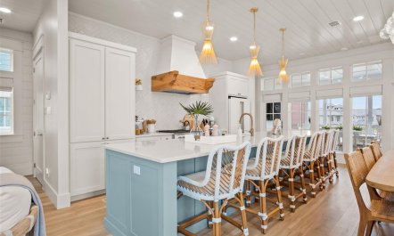 Coastal Comfort Place 8