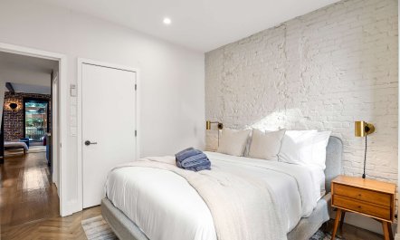 The Essential Grace 4