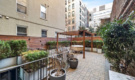 The Essential Grace 1