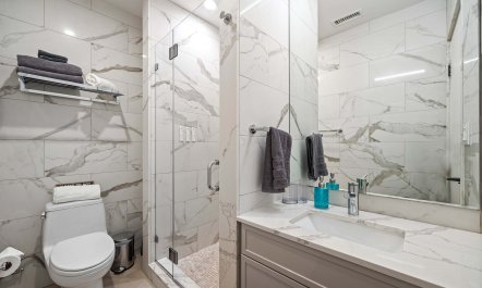 The Essential Grace 5