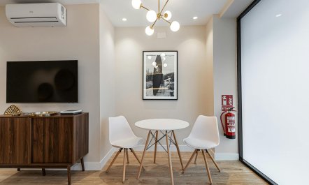 Chamart&iacute;n Corner 1