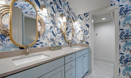 Salty Seaside Haven 9