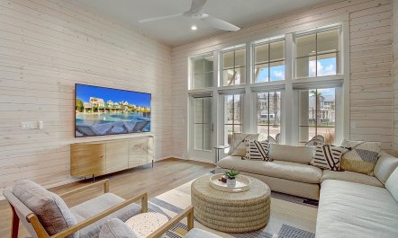 Salty Seaside Haven 3