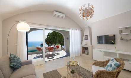 Scenic Amalfi Coast Vistas 7