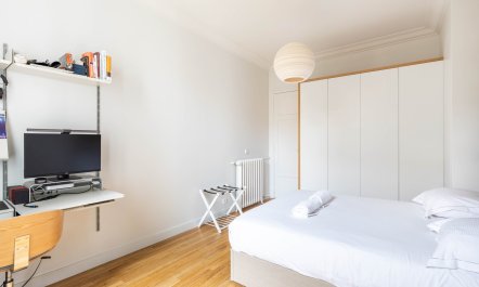 Paris By The River 6