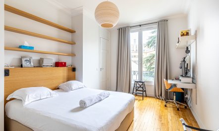 Paris By The River 5