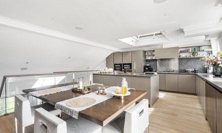 Kensington Grace 7