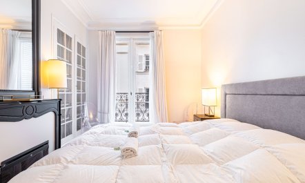 Elegant Paris Abode 6