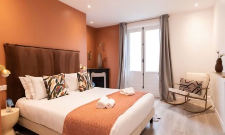 The Charming Parisian 5