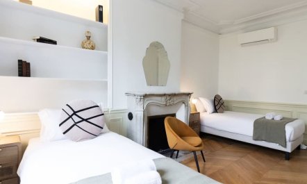 The Charming Parisian 9