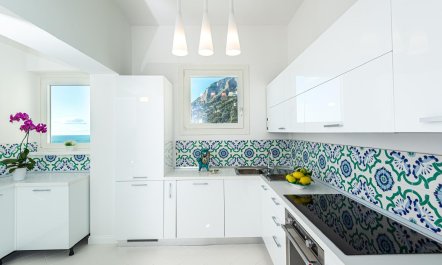 Riviera Vista Charm 9