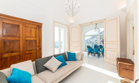 Riviera Vista Charm 7