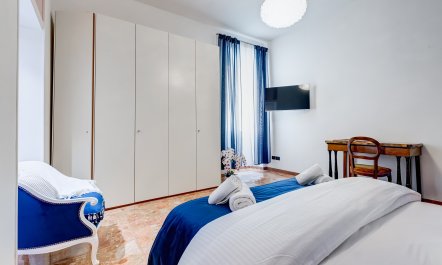 The Testaccio Gallery 9