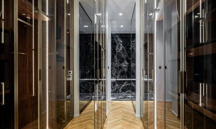 Elegant Parisian Residence 9