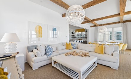 Bird's Eye Beachside 7