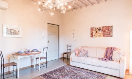 Ancient Walls & Piazzas 3