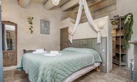 Old Proven&ccedil;al 1