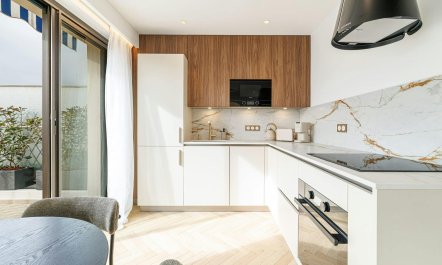 French Riviera Haven 4