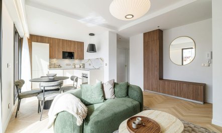 French Riviera Haven 3