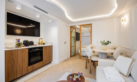 The Parisian Studio 4