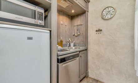 Proven&ccedil;al Set 8