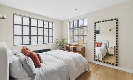 De Beauvoir Mews 1
