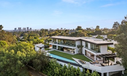 Golden Trees Lodge 1