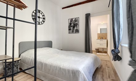 Old Town Atmosphere 6