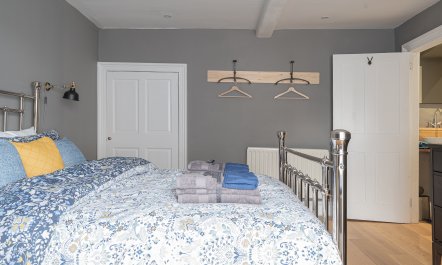 The Richmond Cottage 5