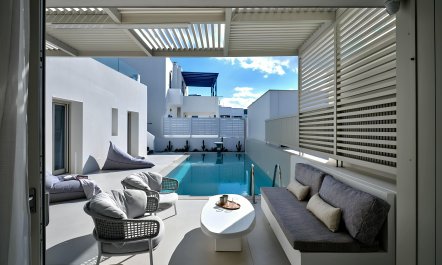 Luminous Harbour Home 4