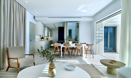 Luminous Harbour Home 6