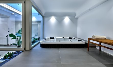 Luminous Harbour Home 5