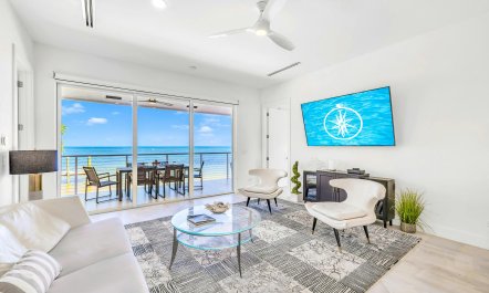 Palm Sands Retreat 2