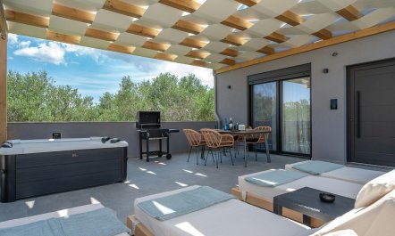 Azure Vista Heights 4