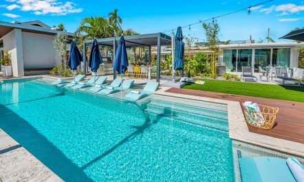 Marine Mansion Hall 2