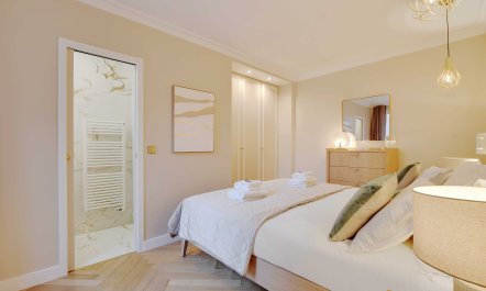 Montmartre Mornings 8