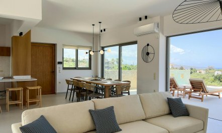 Golden Harbour Charm 5