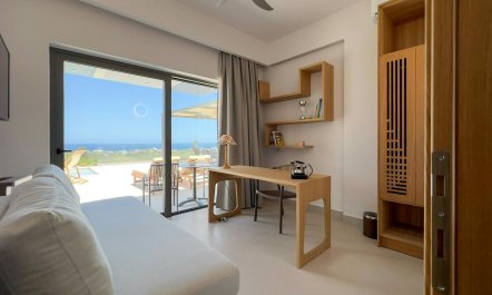 Golden Harbour Charm 8