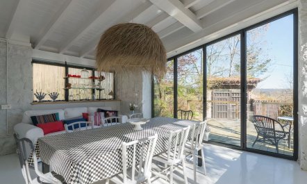 The Angel of the Town 8