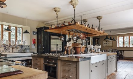 Hales Green Estate 8