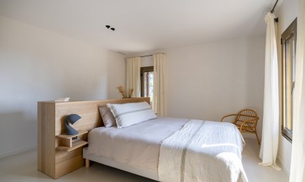 Velvet Villa 4